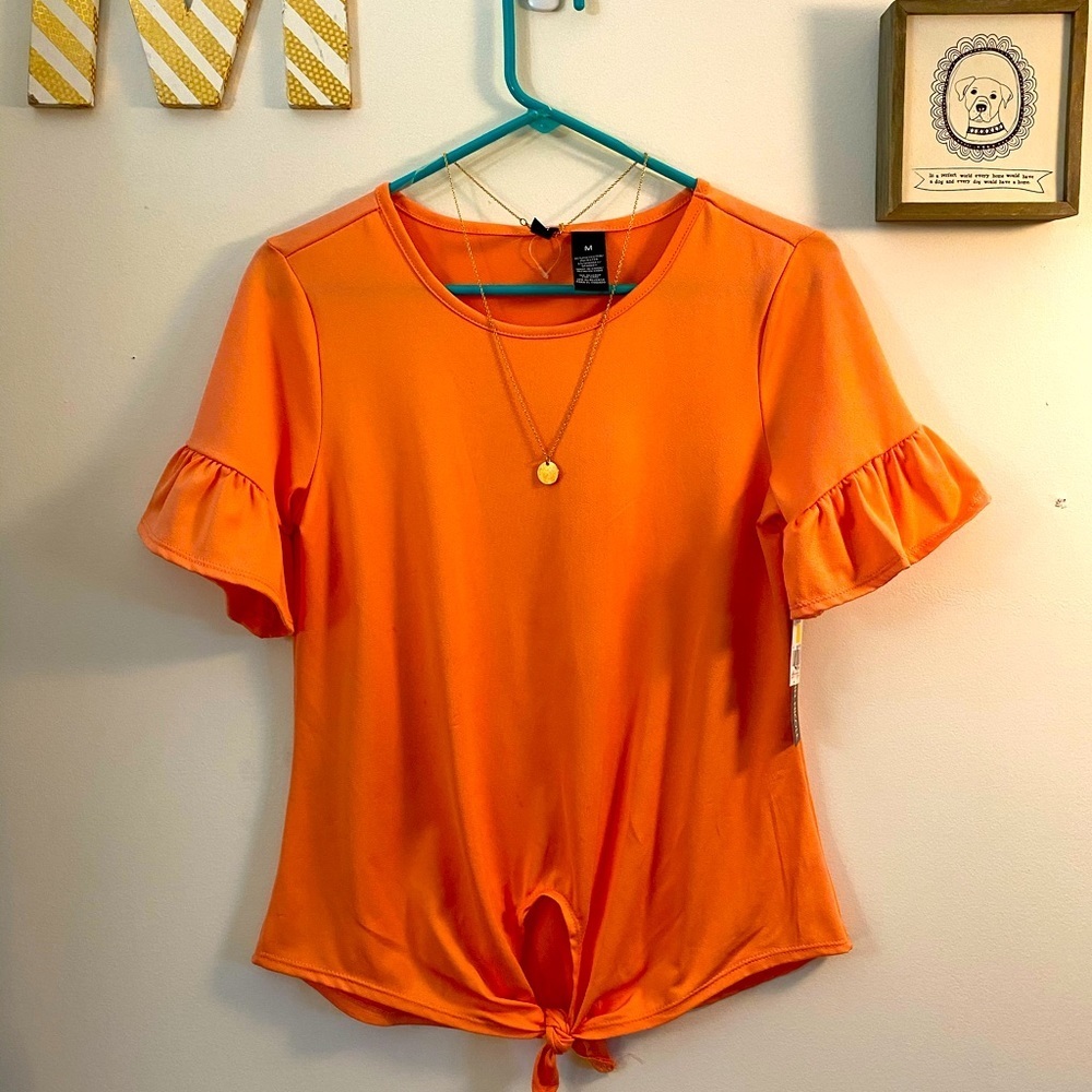 Kristin Nicole Salmon Tie Front/necklace NWT med